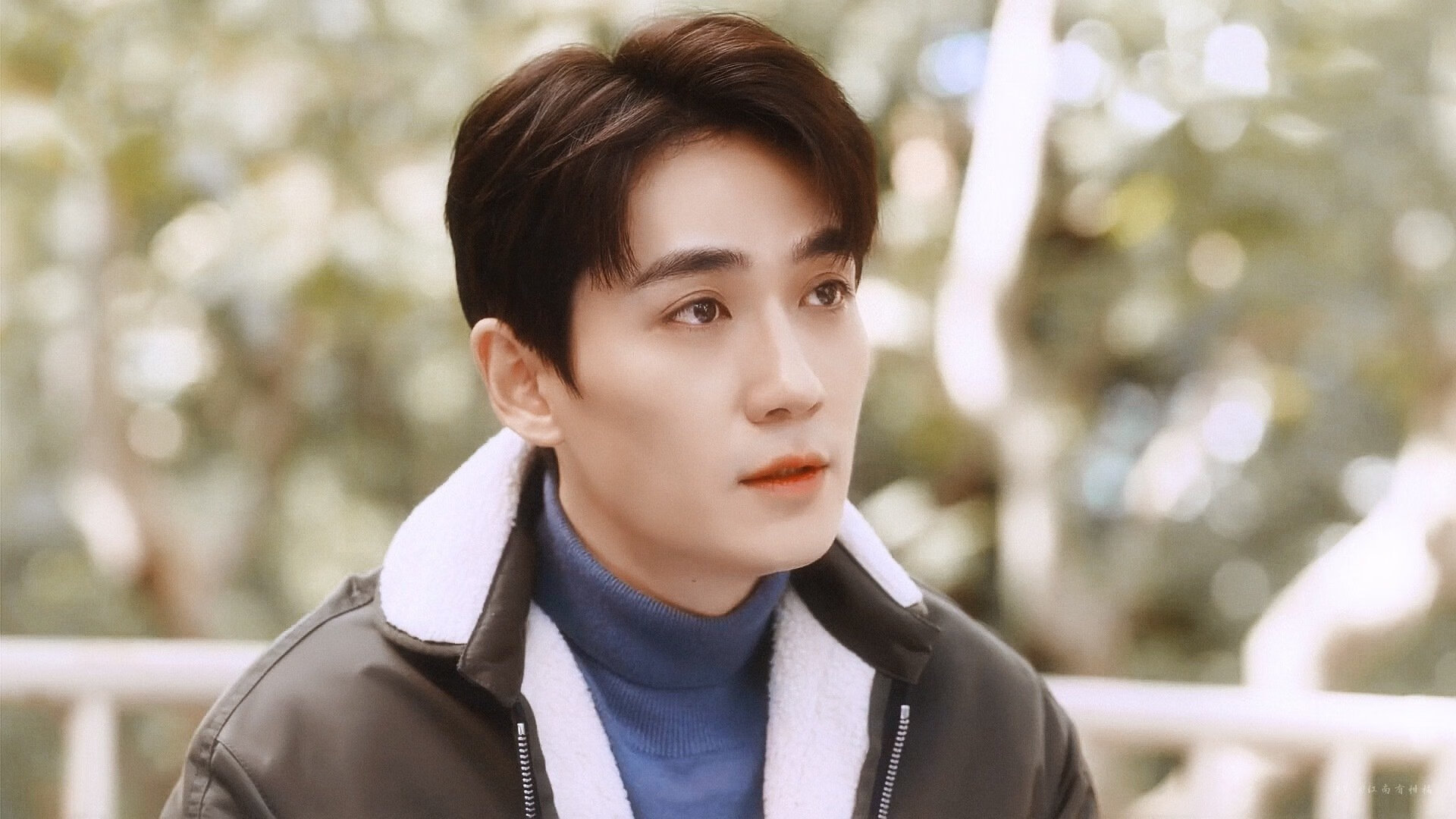 枫叶军团掀翻红黑豪门,乌拉圭神锋巴尔韦德导演米兰惊魂夜