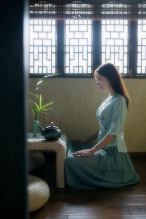 班凯罗连续得分拉开差距,国王淘汰赛过关黄蜂